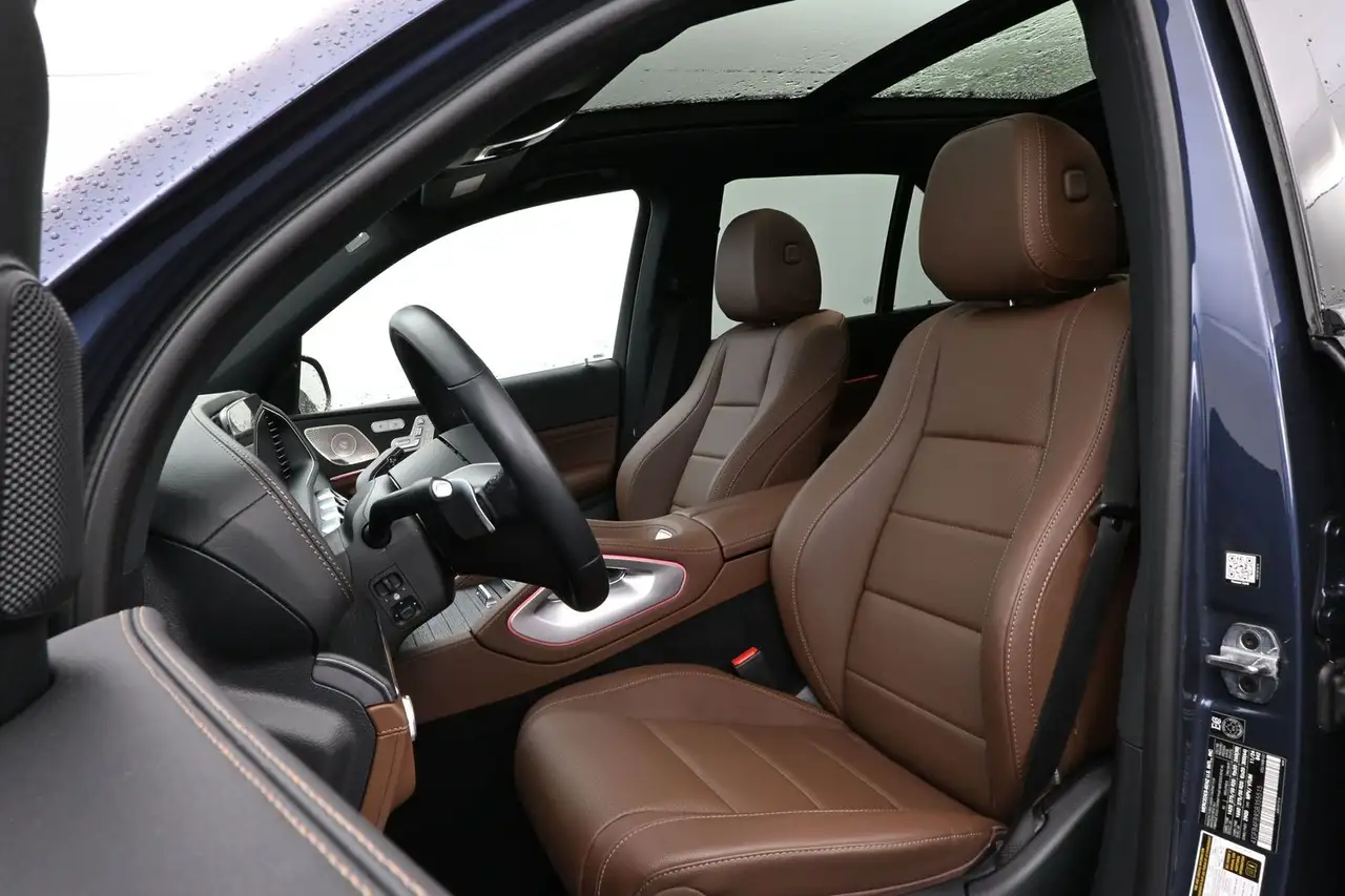 Mercedes-Benz GLE снимка Mercedes-Benz GLE