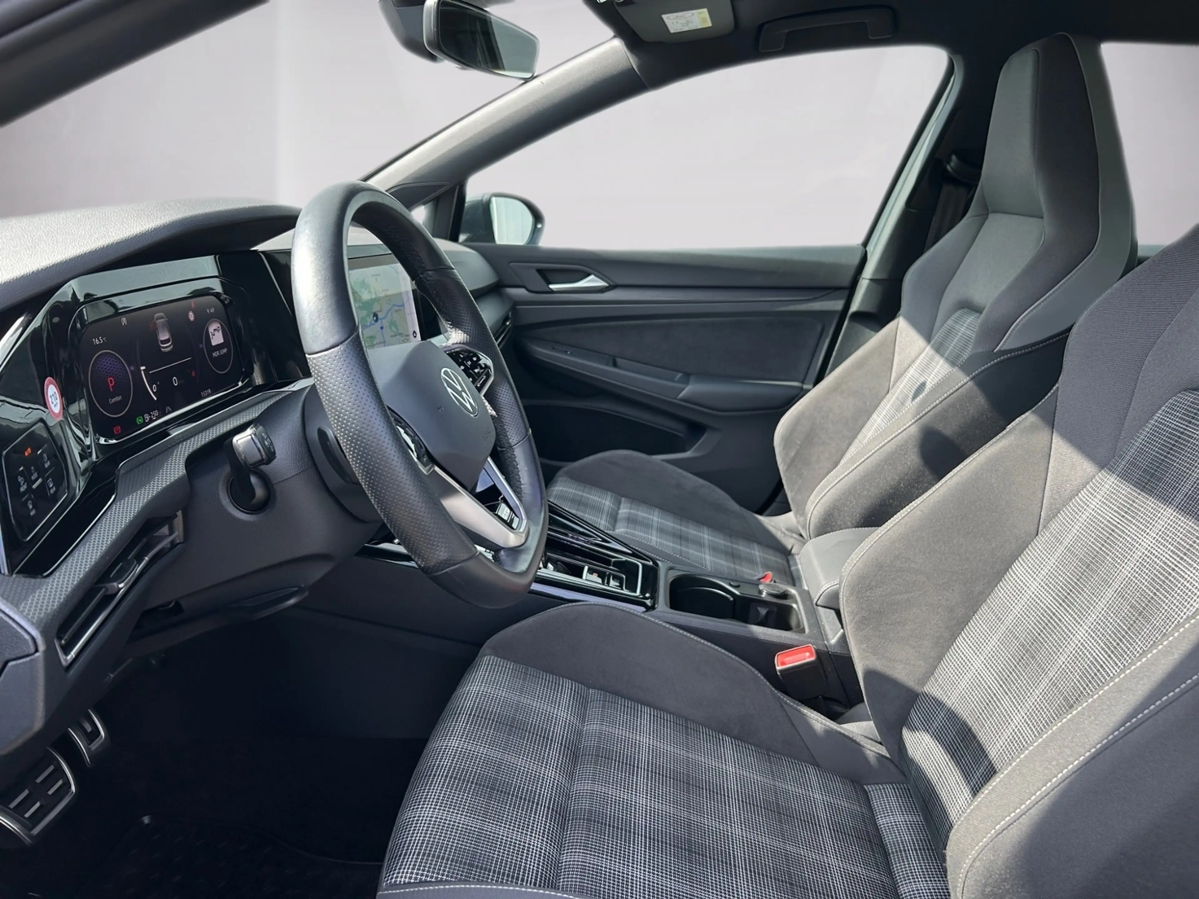 Volkswagen Golf GTD 2.0 TDI DSG NAVI LED AZV ACC KAMERA — photo 11