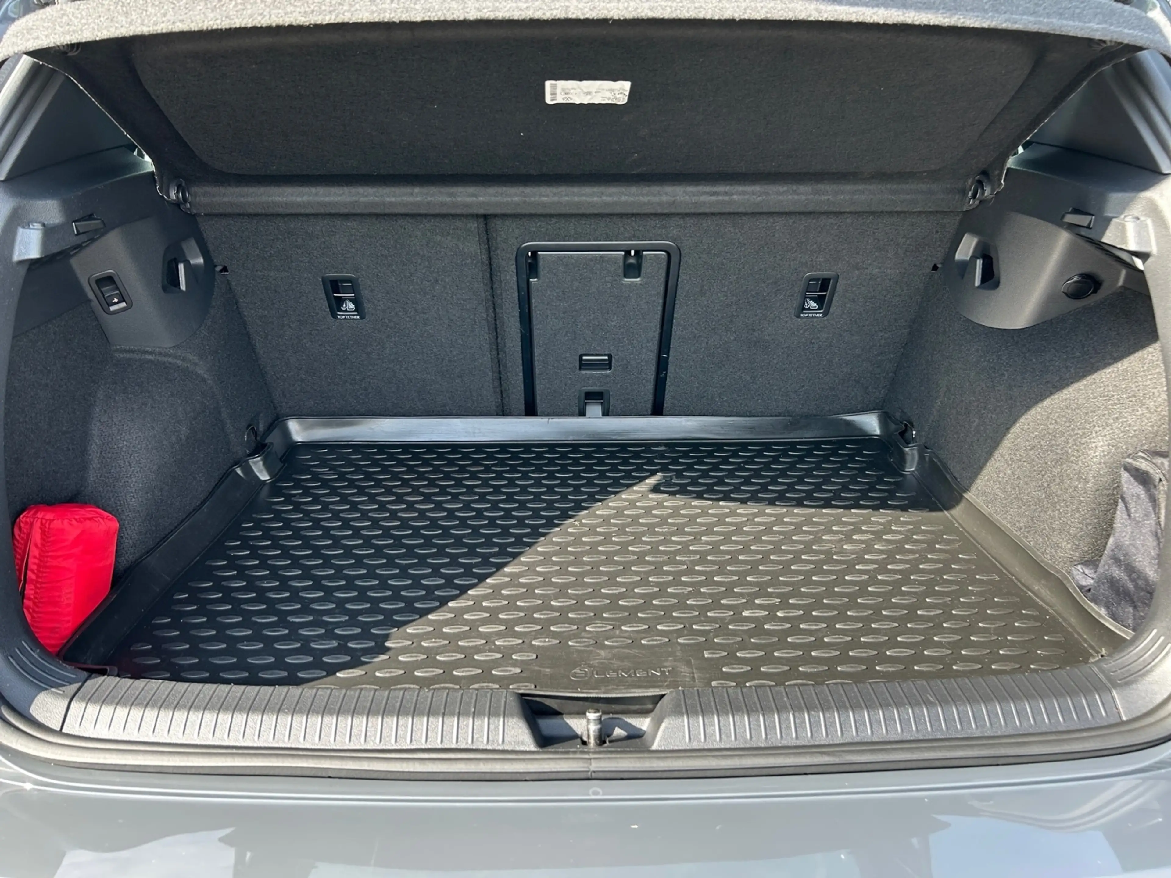 Volkswagen Golf GTD 2.0 TDI DSG NAVI LED AZV ACC KAMERA — photo 9