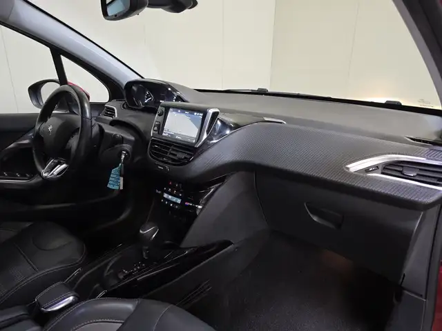 Peugeot 2008 view 13