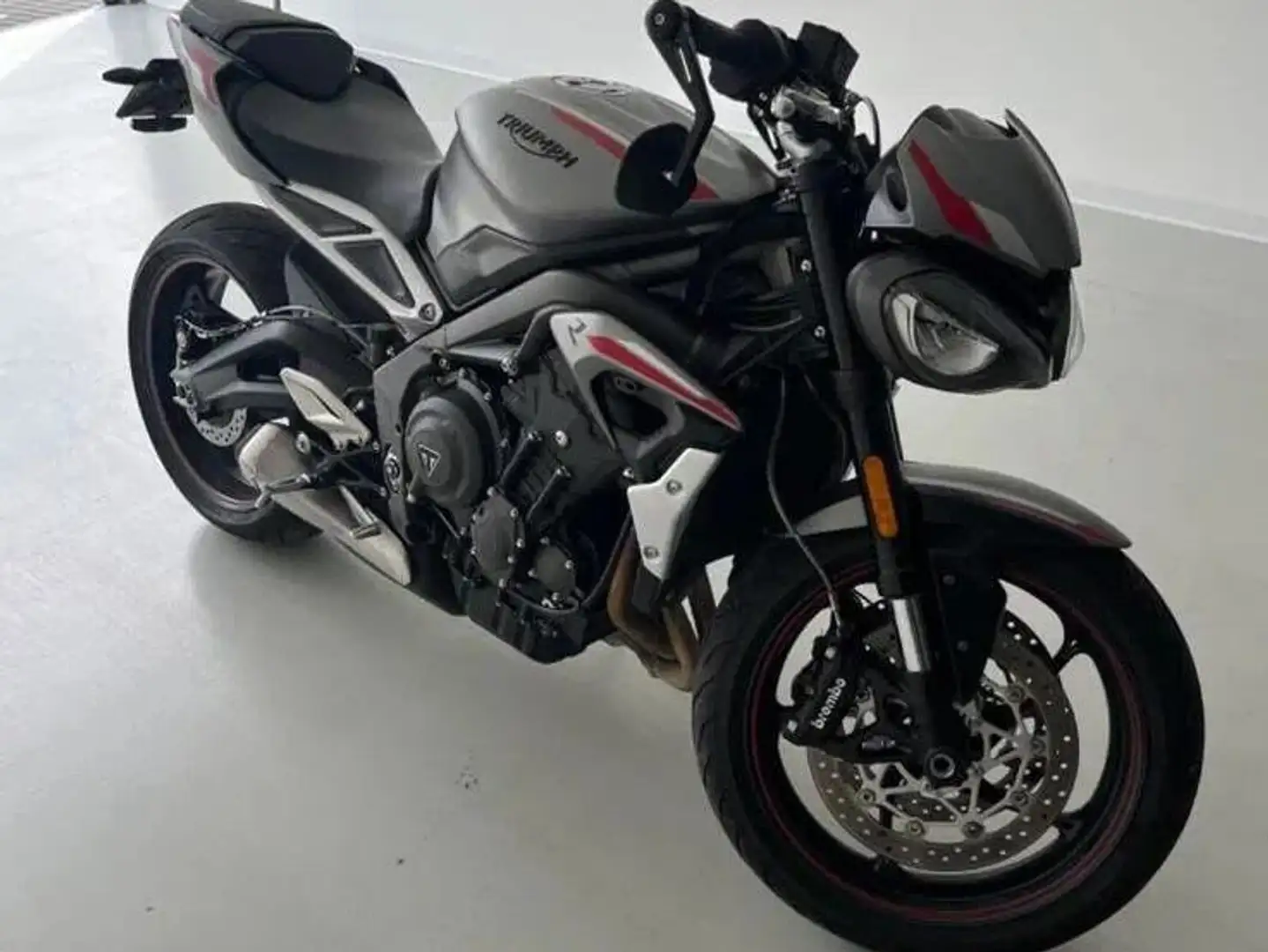 Triumph Street Triple R Grigio - 1
