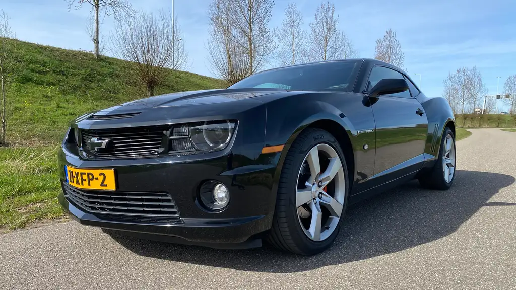 Chevrolet Camaro 2010 из Европы — купить под ключ