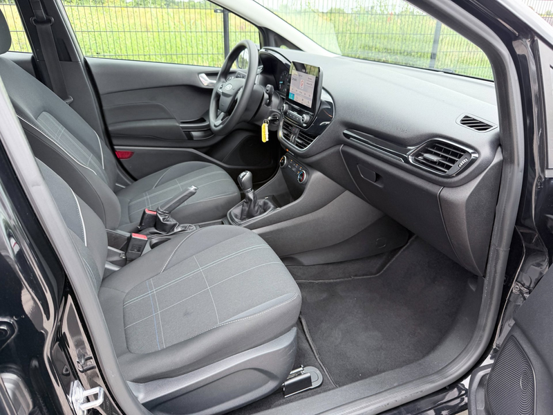 Ford Fiesta 1.1 Trend | PDC | Carplay | 85PK — photo 23