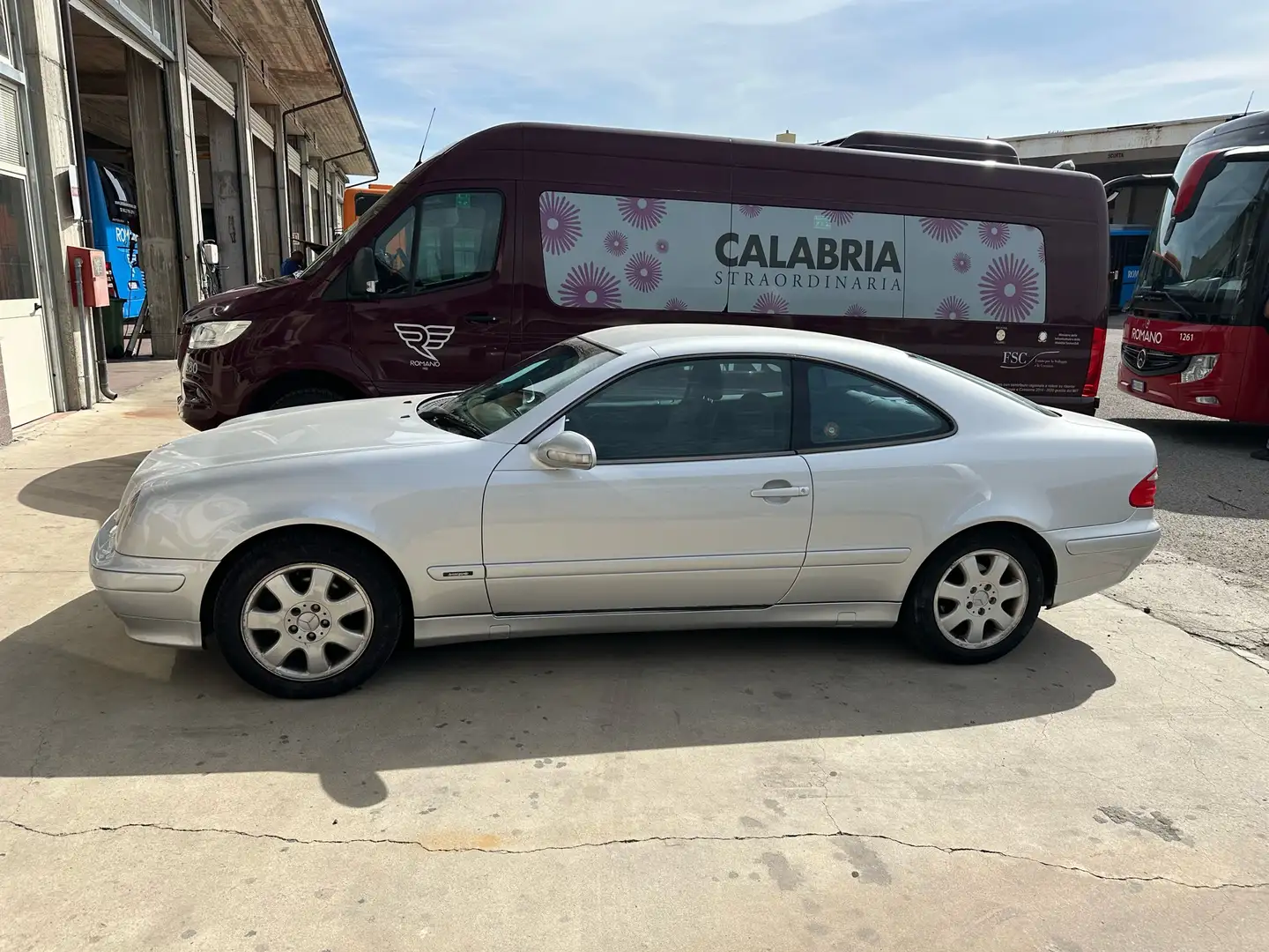 Mercedes-Benz CLK 200 Coupe Avantgarde Asi - 2