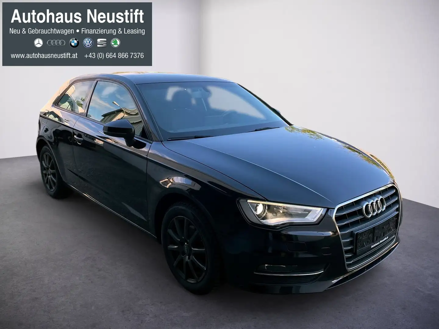 Audi A3 1.4 TFSI Attraction *ZR- Satz neu* Schwarz - 2