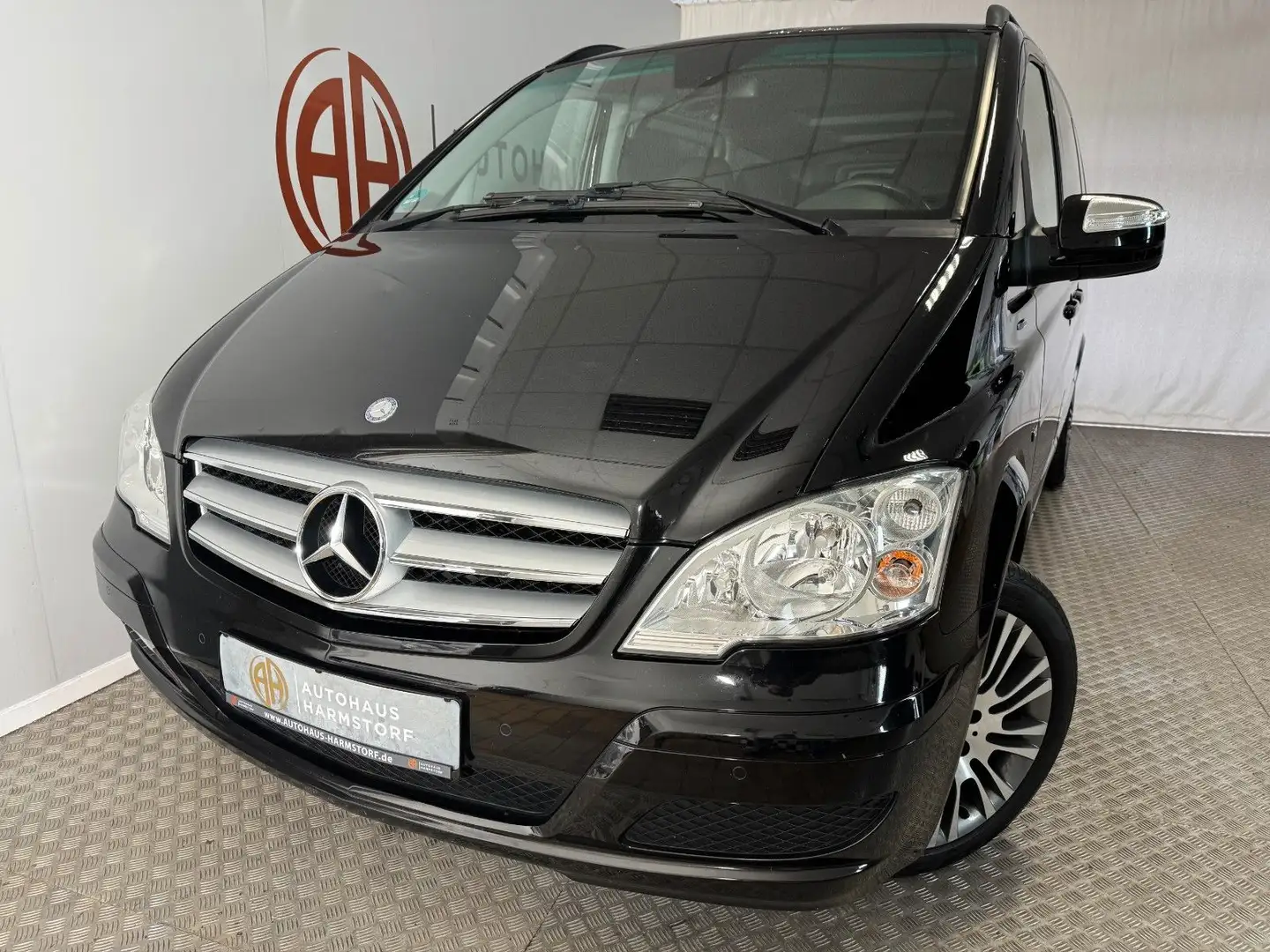 Mercedes-Benz Viano 3.0 CDI Trend Edition extralang Schwarz - 1