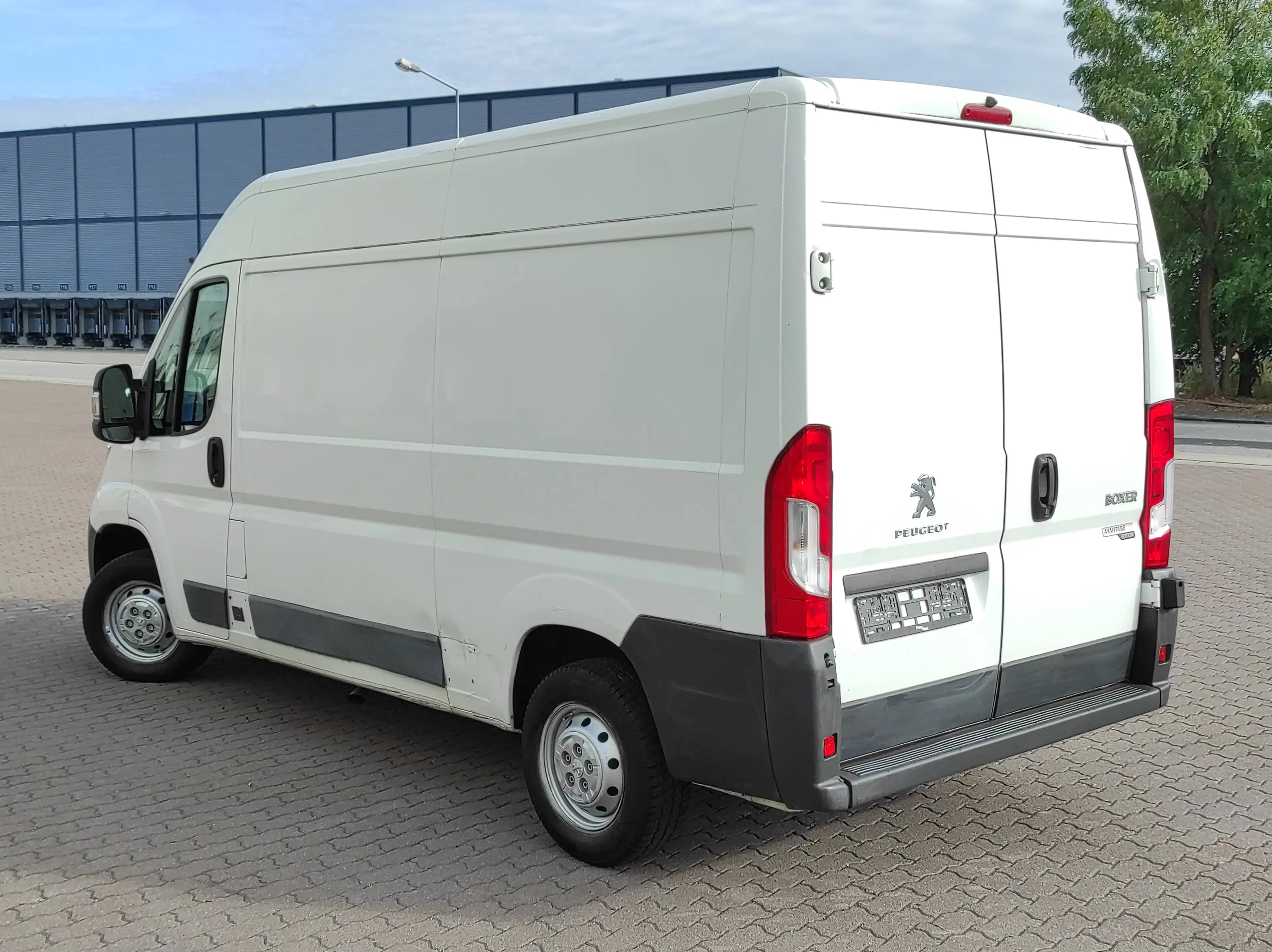 Peugeot Boxer 2.0 EURO-6 KLIMA NAVI *ZAHNRIEMEN NEU* 333 L2H2 Pro Avantage Edition BlueHDi 130 Stop — photo 6