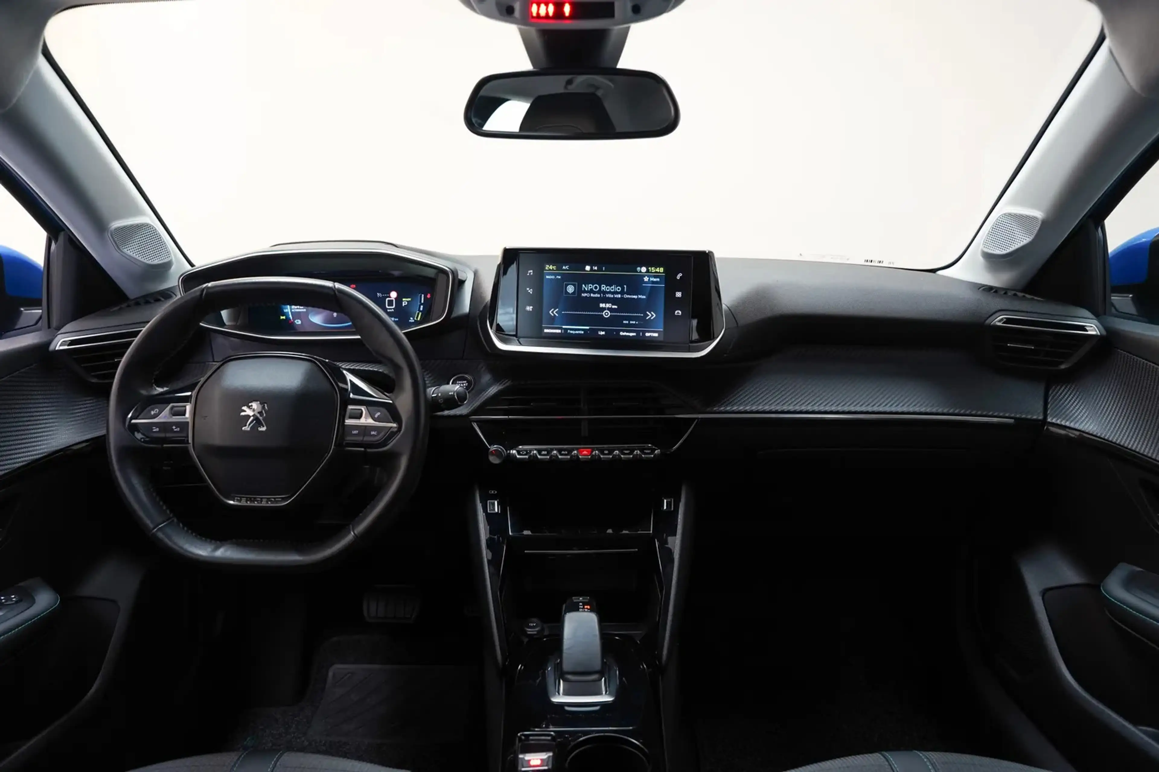 Peugeot e-208 Allure 50 kWh [ Climate Apple/Android Cruise ] — photo 4