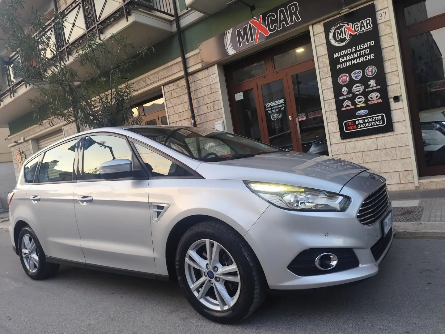 Ford S-Max S-Max 2.0 TDCi 150CV Titanium Business Gris - 1