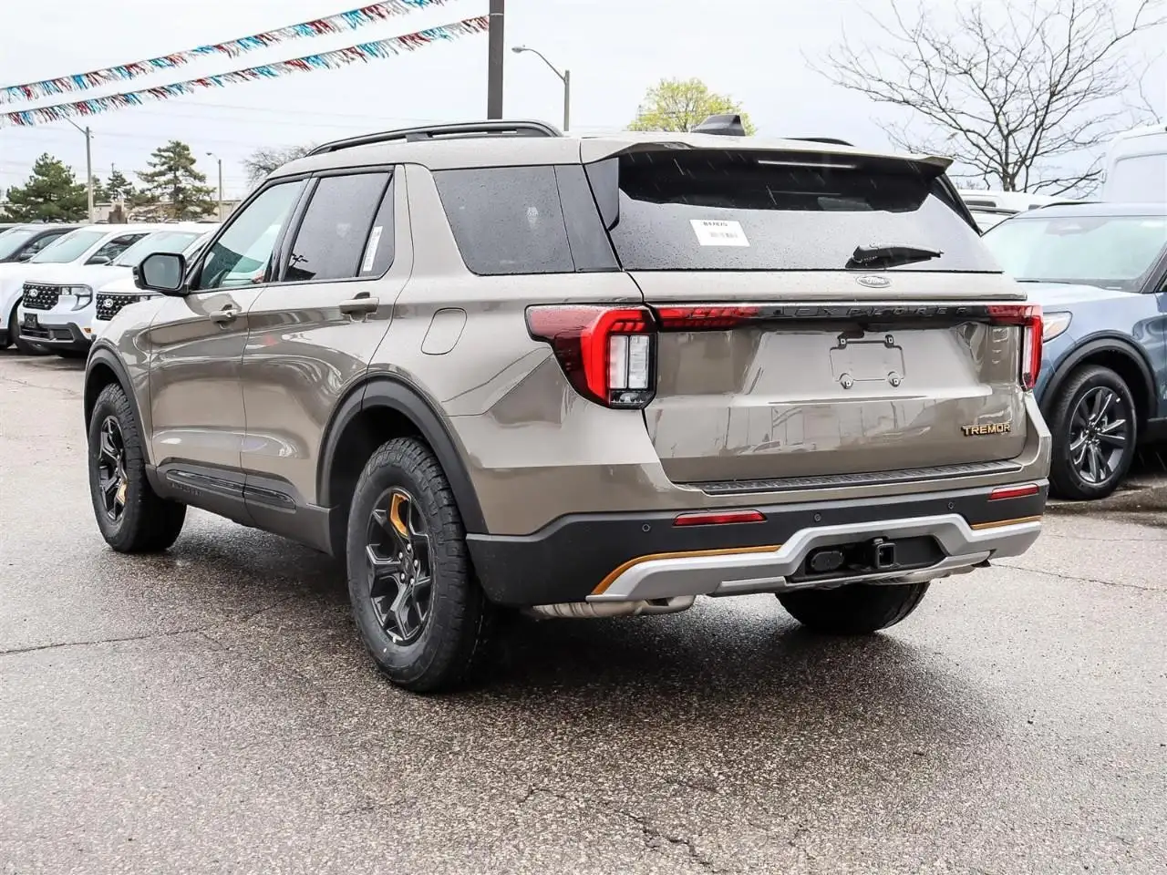 Ford Explorer снимка Ford Explorer