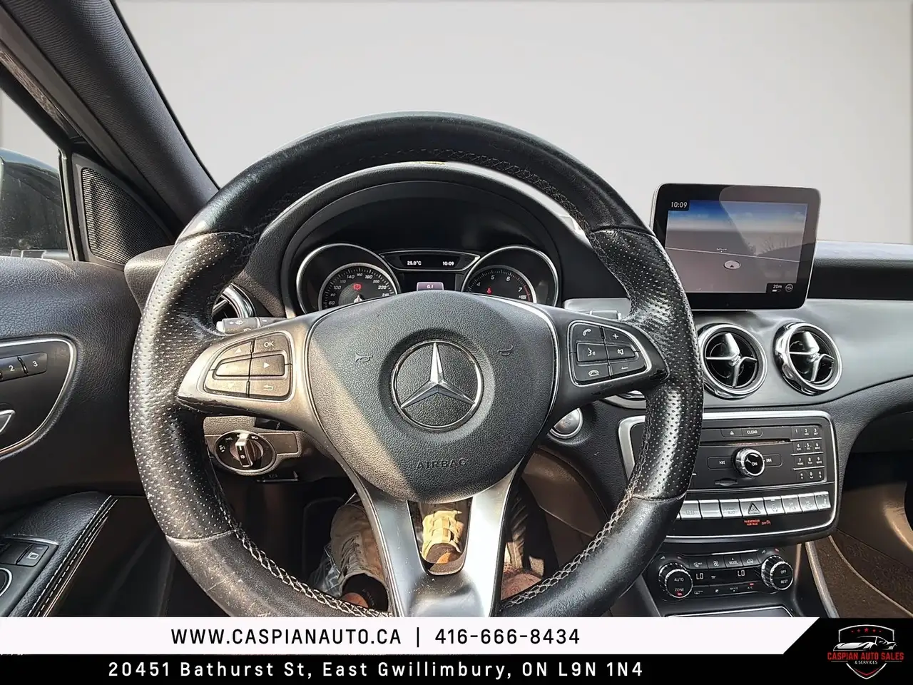 Mercedes-Benz GLA fotografie Mercedes-Benz GLA
