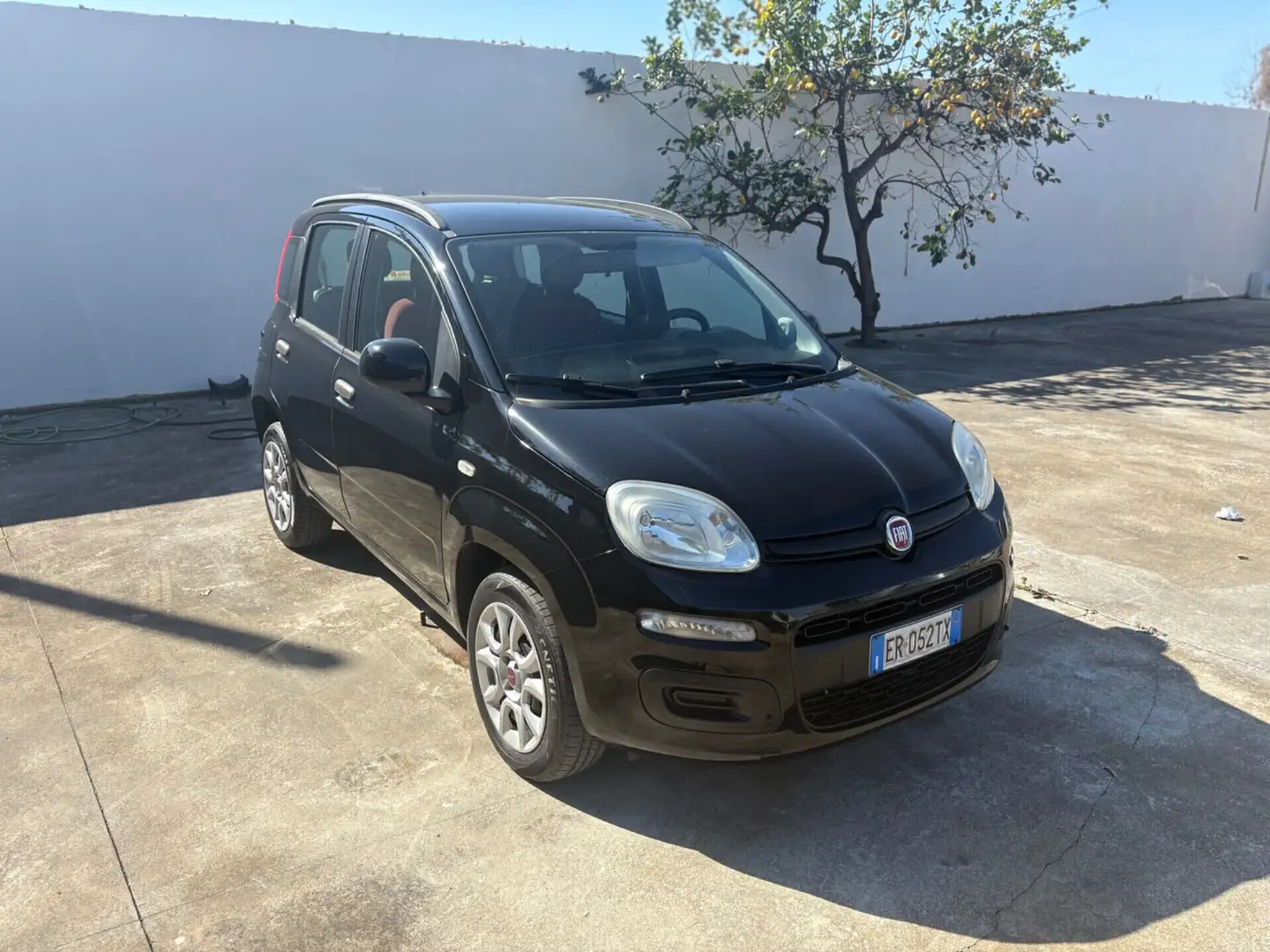Fiat Panda 0.9 TwinAir Turbo Natural Power Easy Negro - 2
