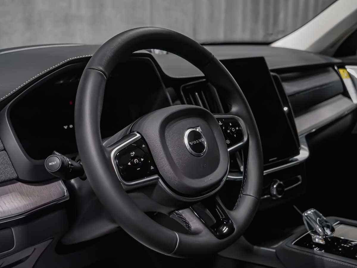 2026 Volvo XC90 Ultra 7-Seater (Bright Theme) thumb 9