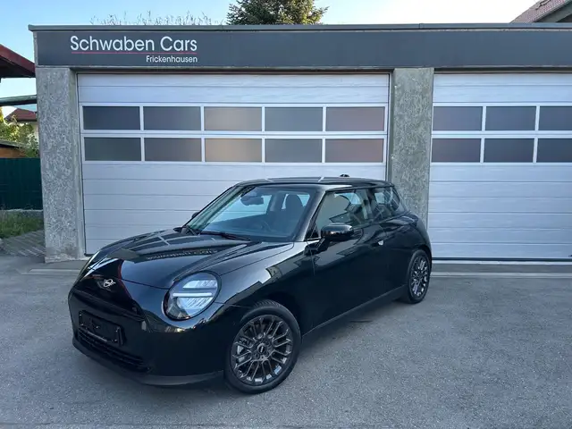 MINI Cooper E neues Modell LED Sitzheizung Parkassist