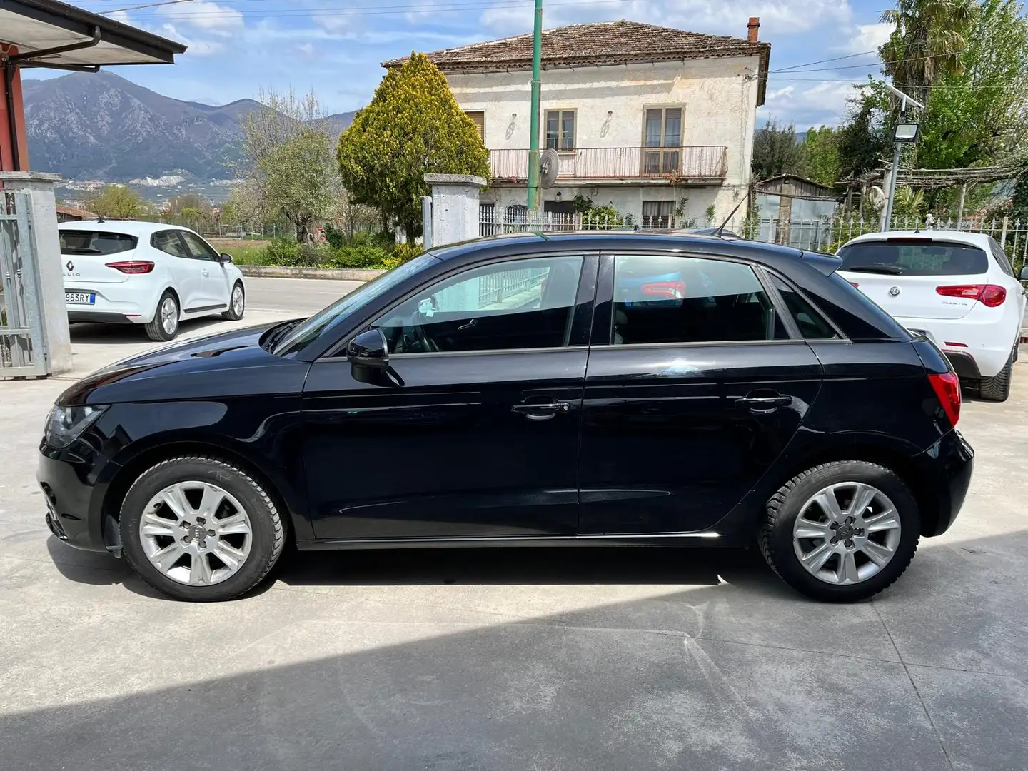 Audi A1 A1 Sportback 1.6 tdi Attraction 90cv Nero - 2