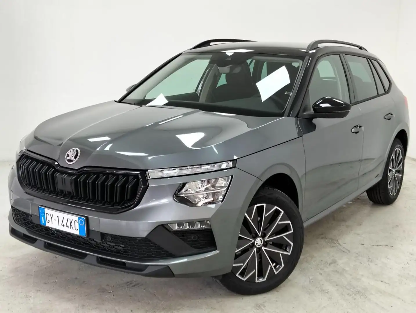 Skoda Kamiq 1.0 TSI 115 CV Style Grigio - 1