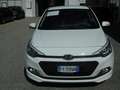 Hyundai i20 i20 1.1 CRDi 12V 5 porte Classic Weiß - thumbnail 2