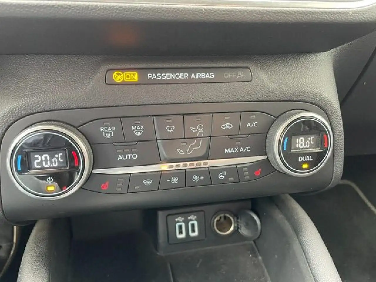 Ford Focus 1.0 EcoBoost Titanium X S/S (EURO 6d), миниатюра 14