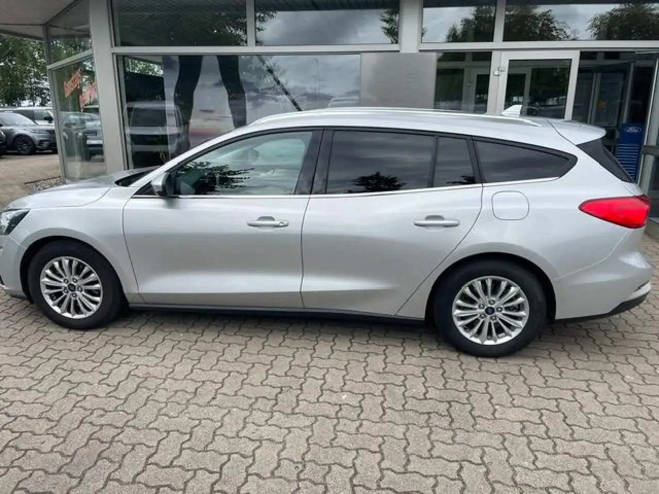 Ford Focus 1.0 EcoBoost Titanium X S/S (EURO 6d), миниатюра 2