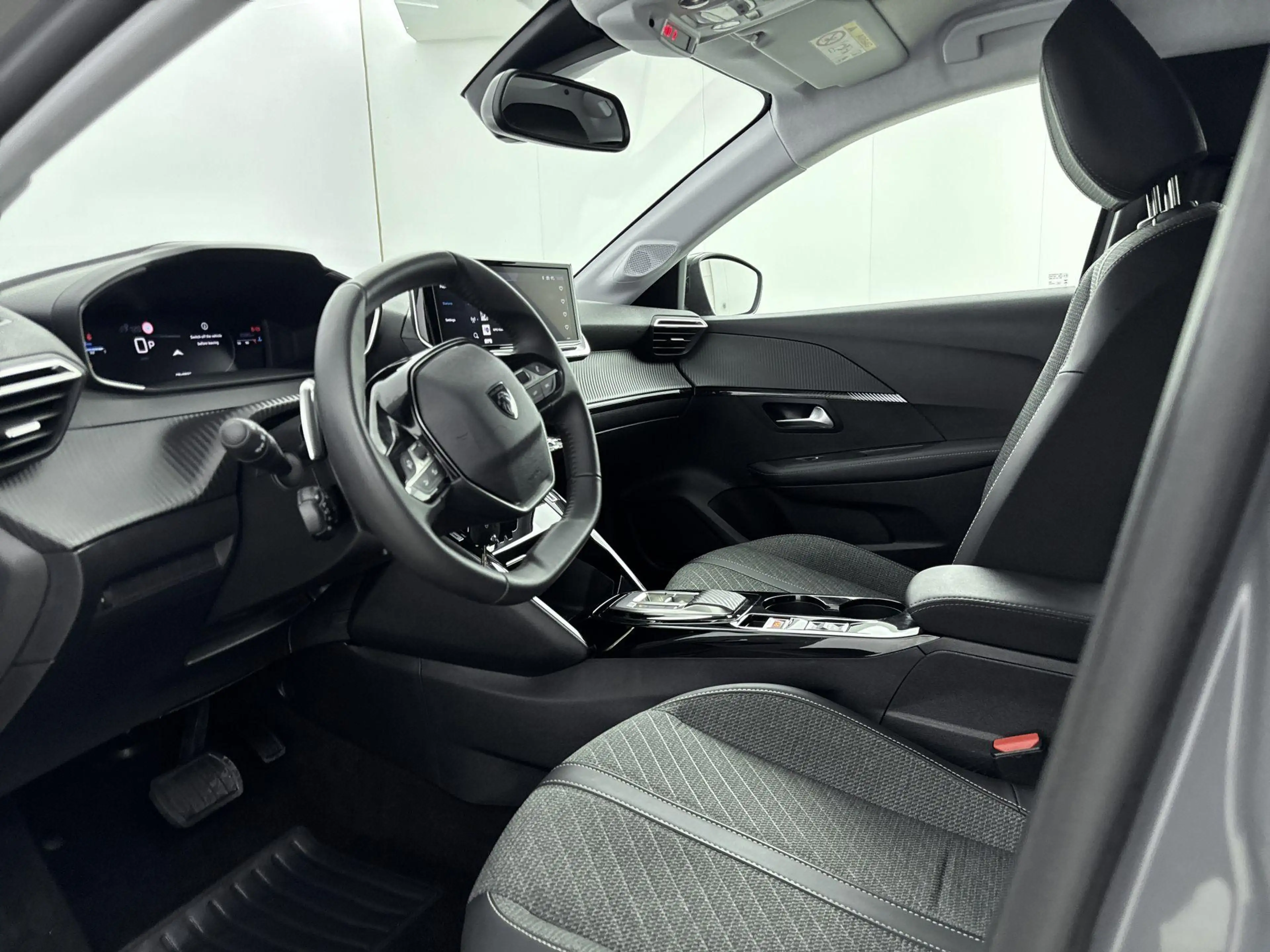 Peugeot 208 Allure 100pk Automaat | Achteruitrijcamera | Navig — photo 5