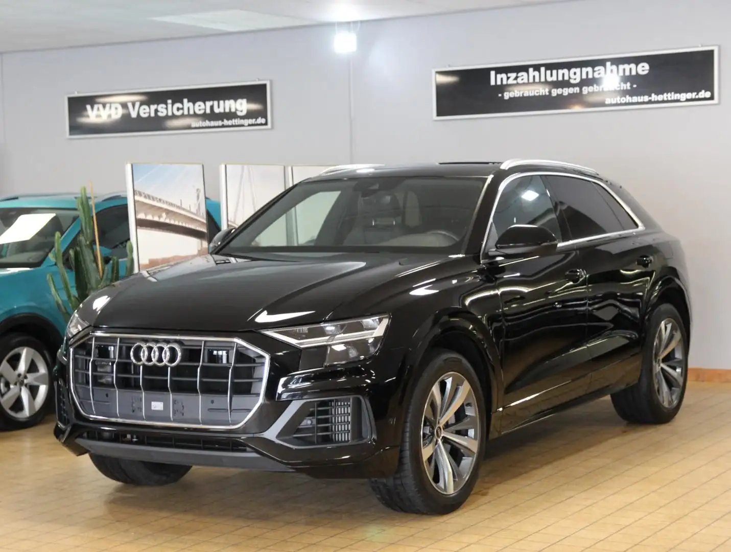 Audi Q8 SUV TFSI e 55 S-line,Tiptronic,Quattro,21",Ka Schwarz - 1