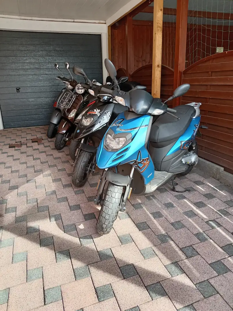 Aprilia Sportcity 50 Fekete - 2