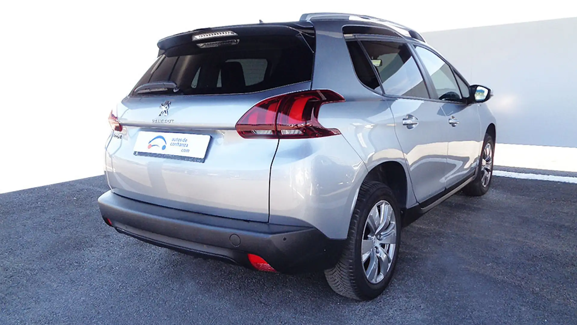 Peugeot 2008 1.2 PureTech Style 82 - 2