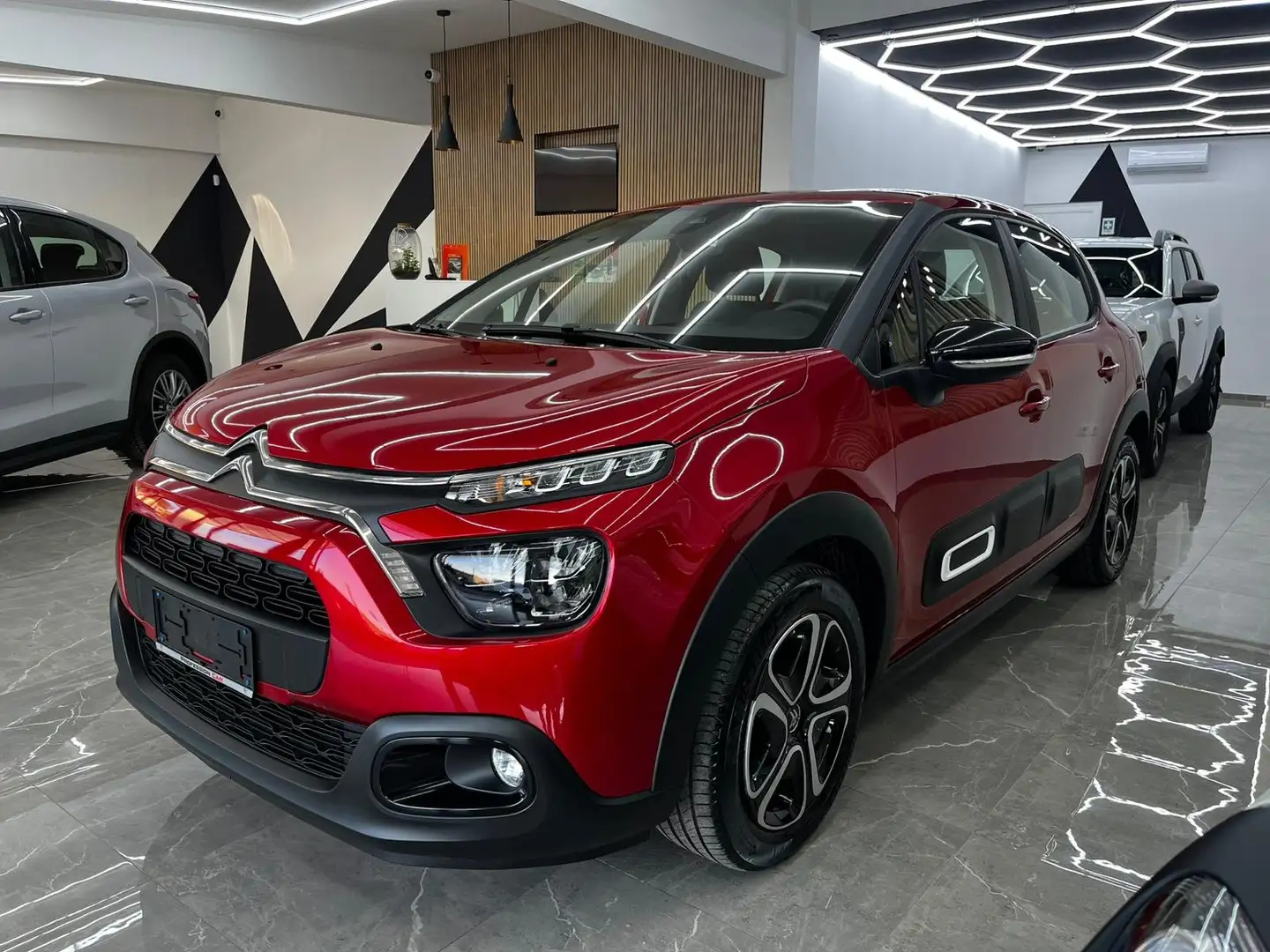 Citroen C3 C3 1.2 puretech Plus 83cv neopatentati km0 Rosso - 1