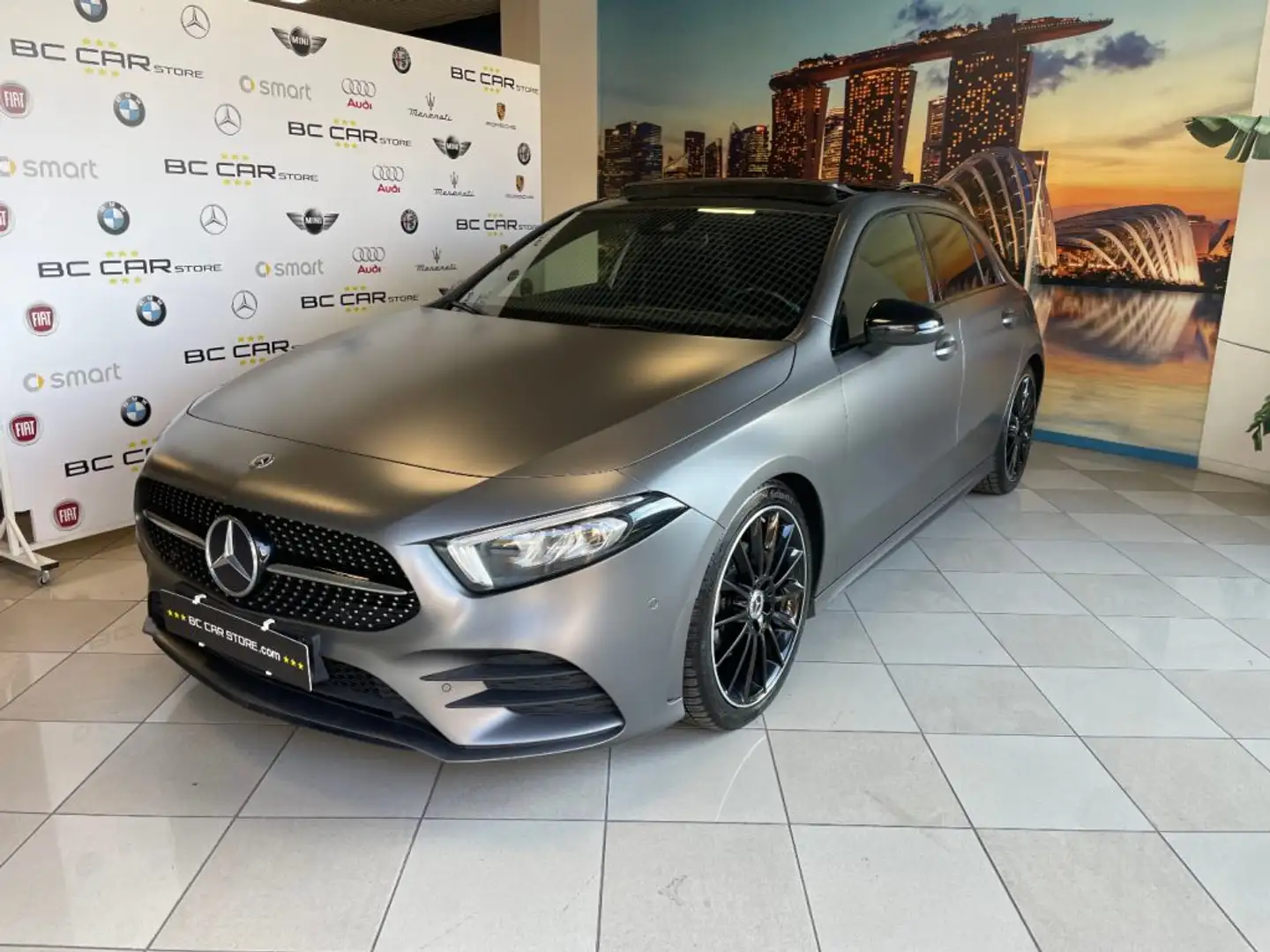 Mercedes-Benz A 180 d Auto Premium AMG *TETTO*GRIGIO MAGNO Grigio - 1