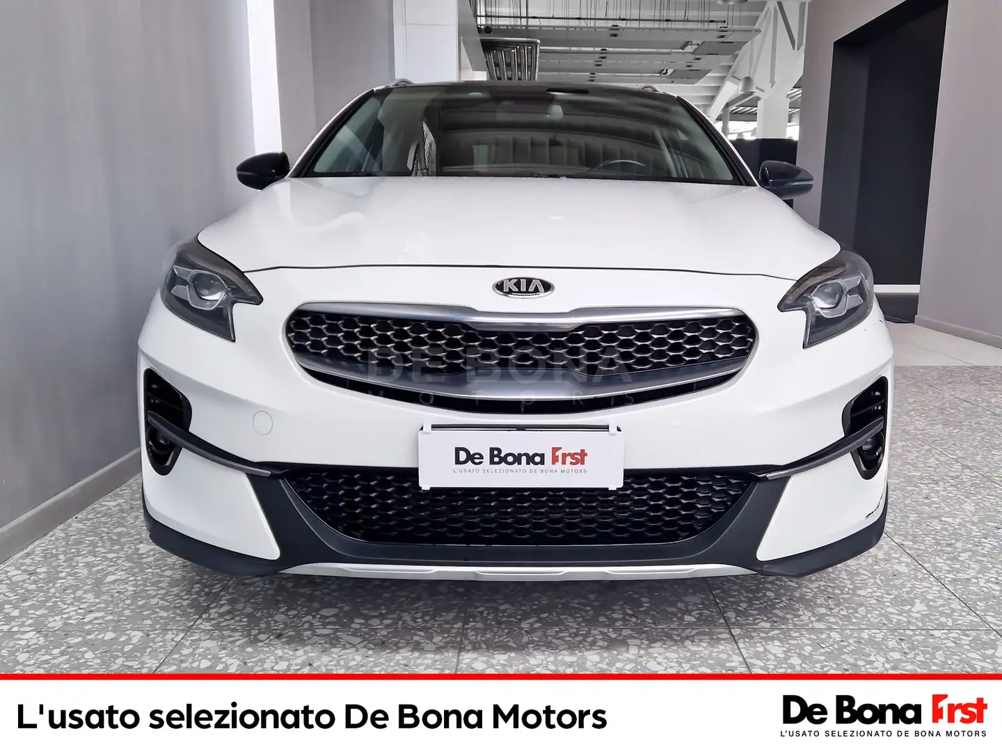 Kia XCeed 1.6 crdi evolution lounge pack 136cv dct 7m Bianco - 2