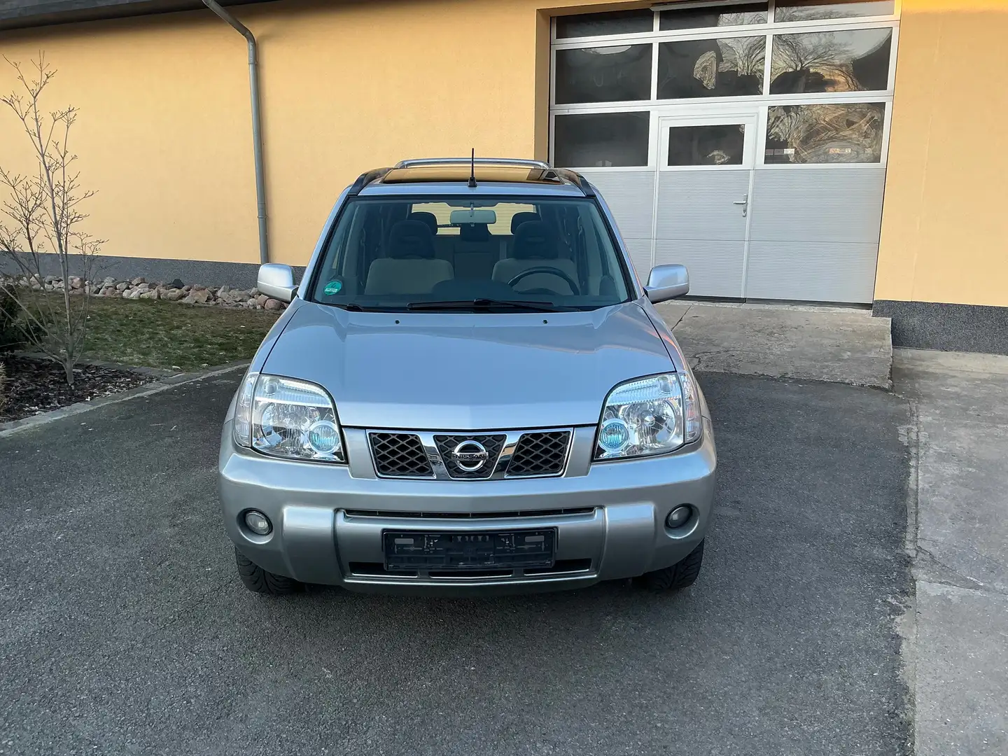 Nissan X-Trail X-Trail Diesel 2.2 dCi 4x4 DPF Columbia Silber - 2