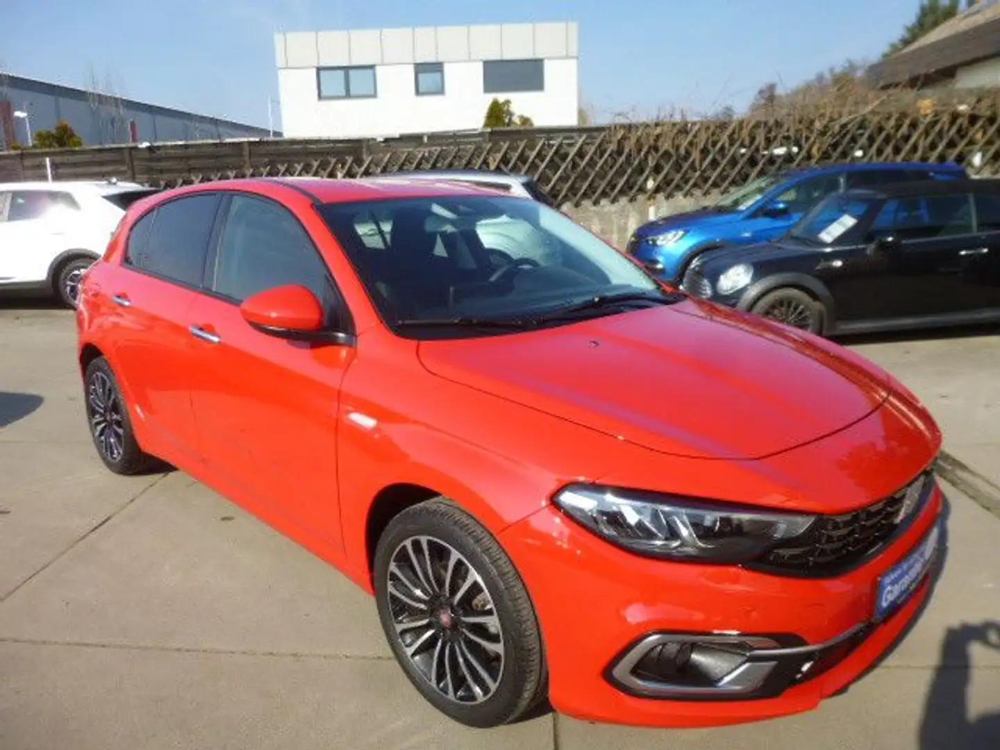 Fiat Tipo Life/Leder/Navi/Kamera/LED/PDC/CarPlay Rot - 1