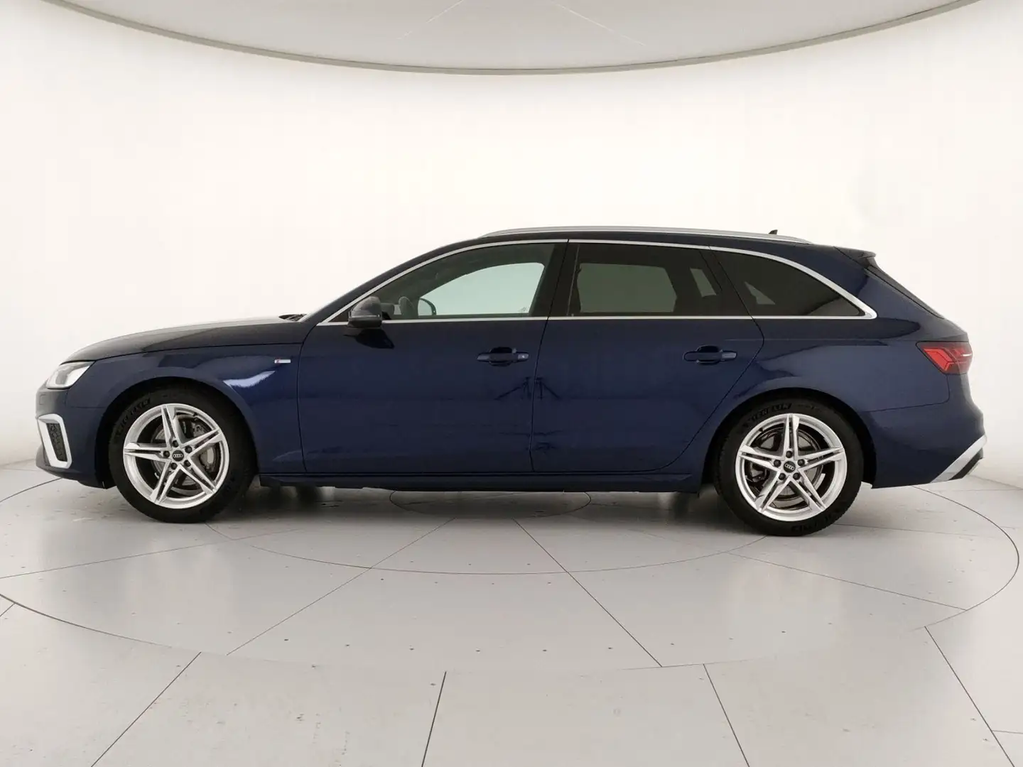 Audi A4 avant 40 2.0 tdi 204cv S-LINE quattro s tronic Blu/Azzurro - 2