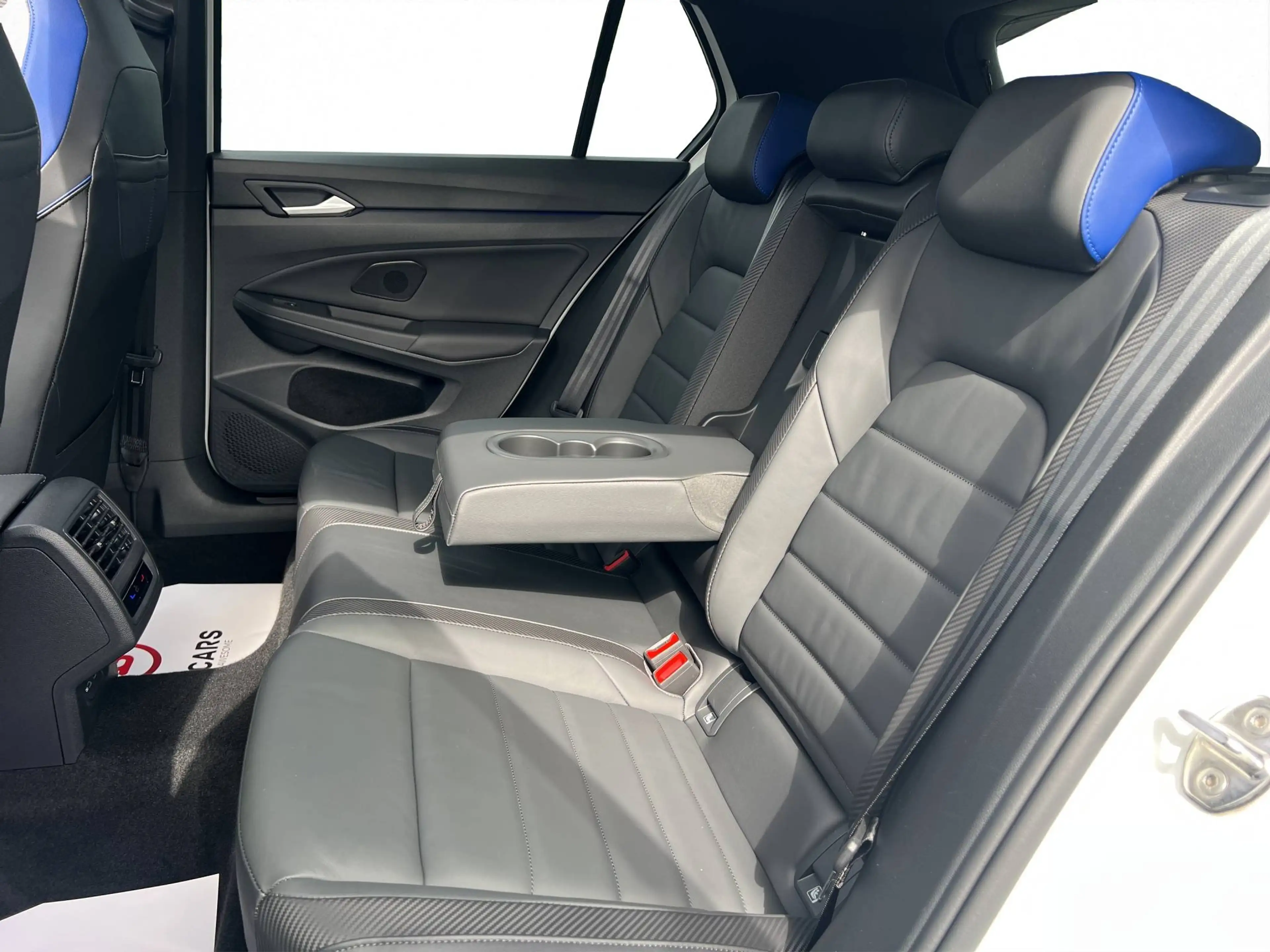 Volkswagen Golf R "20Years" 4Motion 2.0 TSI 333pk FULL OPTION • AKRA •PANO • H&K • IQ-Lights — photo 14