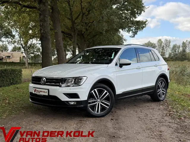 Volkswagen Tiguan 1.4 TSI Comfortline | Panorama | Leder | Camera |