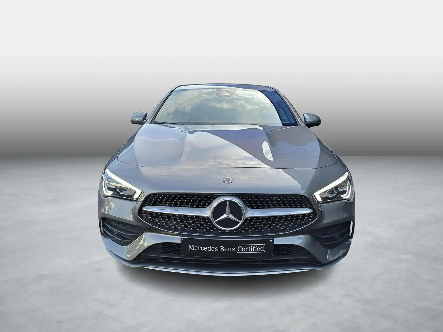 Mercedes-Benz CLA 180 AMG LINE Shooting Brake + LED + PARKEERSENSOREN + Gris - 2