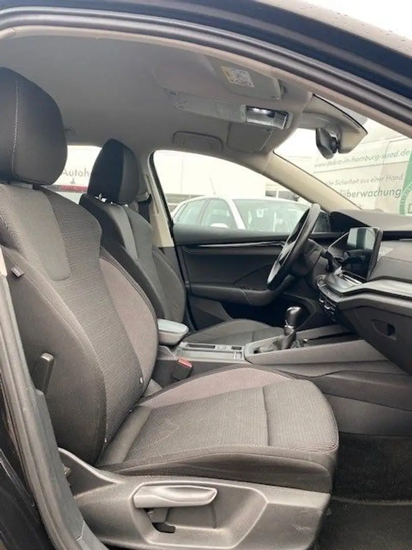 Skoda Octavia Combi 2,0 TDI NAVI LED AHK KLIMA SHZ PDC Schwarz - 2