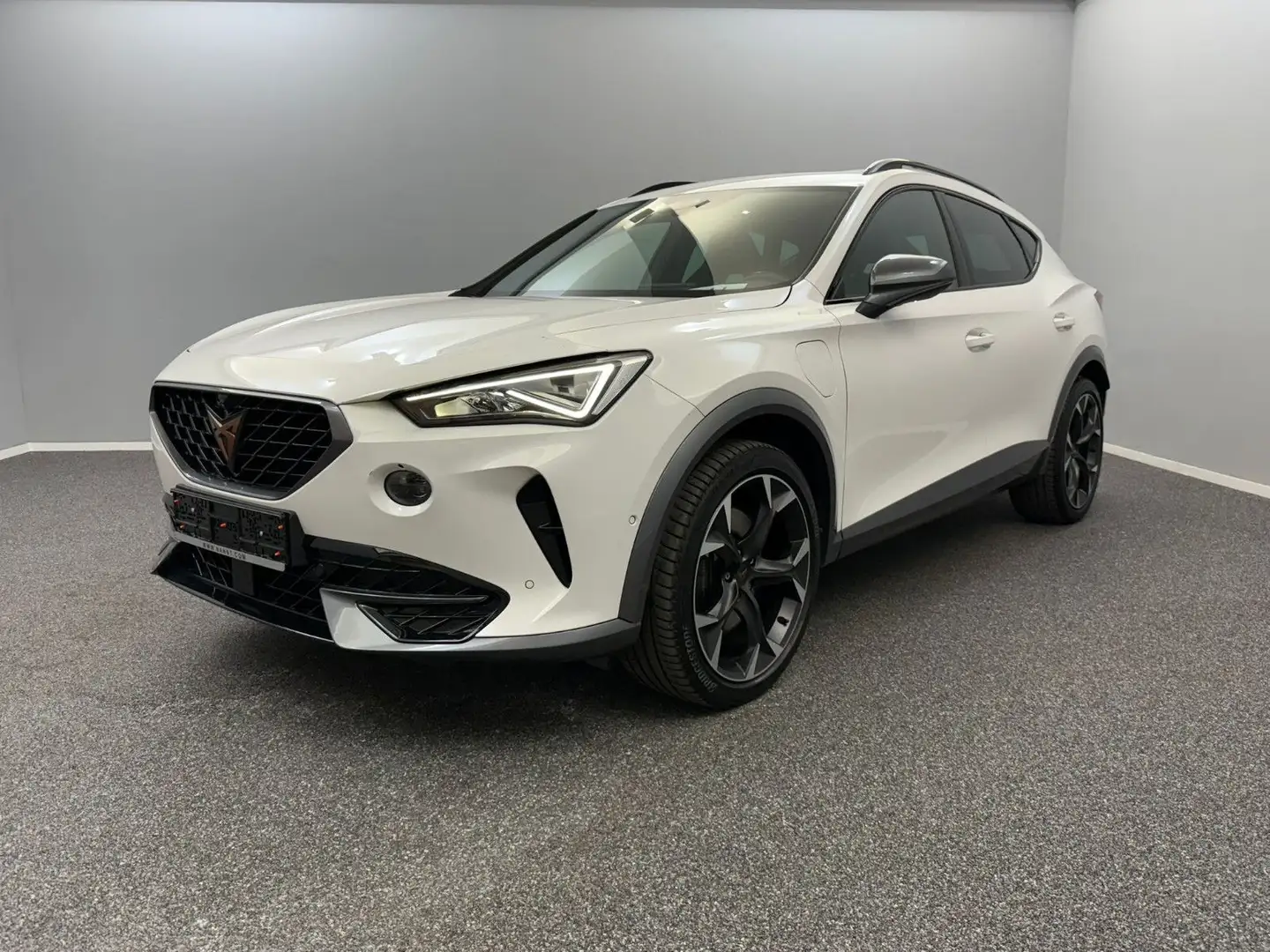 CUPRA Formentor VZ 1.4e Hybrid DSG PANO*ACC*19Z*360 Weiß - 1