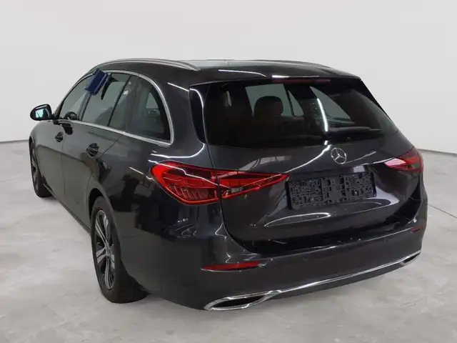 Mercedes-Benz C-Class view 5