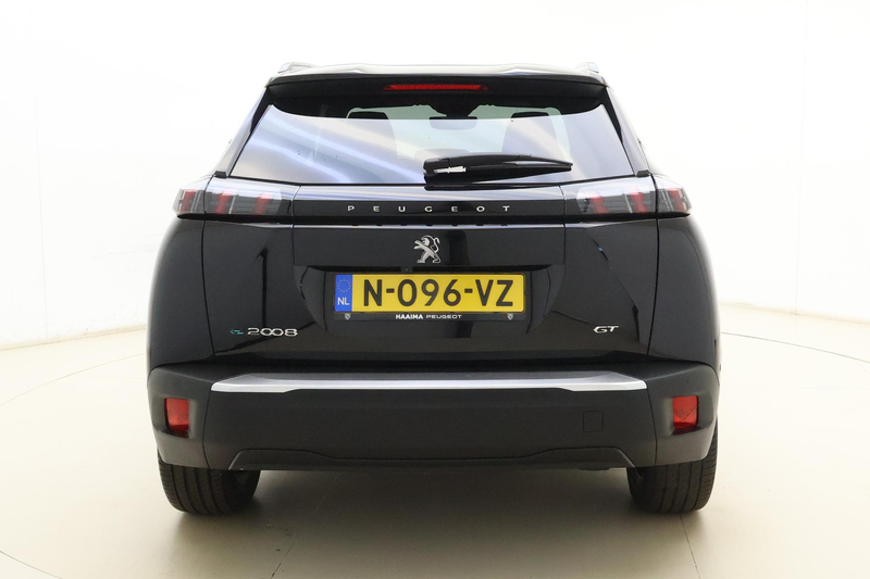 Peugeot e-2008 EV GT Pack 50 kWh | Achteruitrijcamera | Cruise co — photo 11
