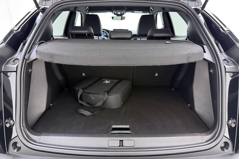 Peugeot e-2008 EV GT Pack 50 kWh | Achteruitrijcamera | Cruise co — photo 10