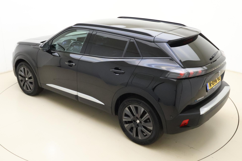 Peugeot e-2008 EV GT Pack 50 kWh | Achteruitrijcamera | Cruise co — photo 4