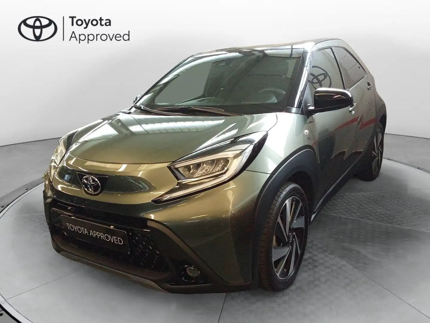 Toyota Aygo X Aygo X 1.0 VVT-i 72 CV 5 porte Lounge Grigio - 1