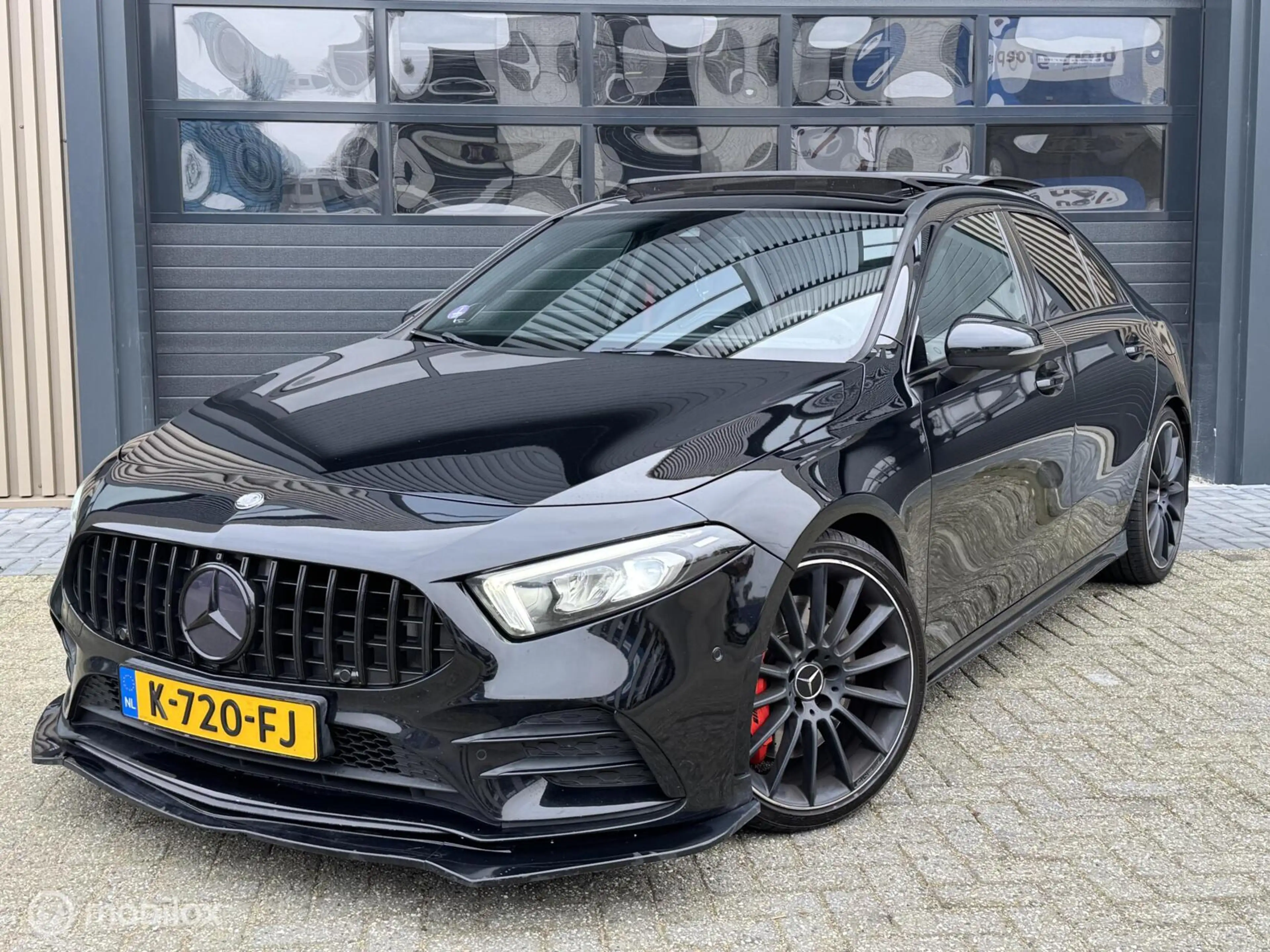 Mercedes-Benz A 35 AMG 4MATIC Premium Plus | Kuip | Pano — photo 2