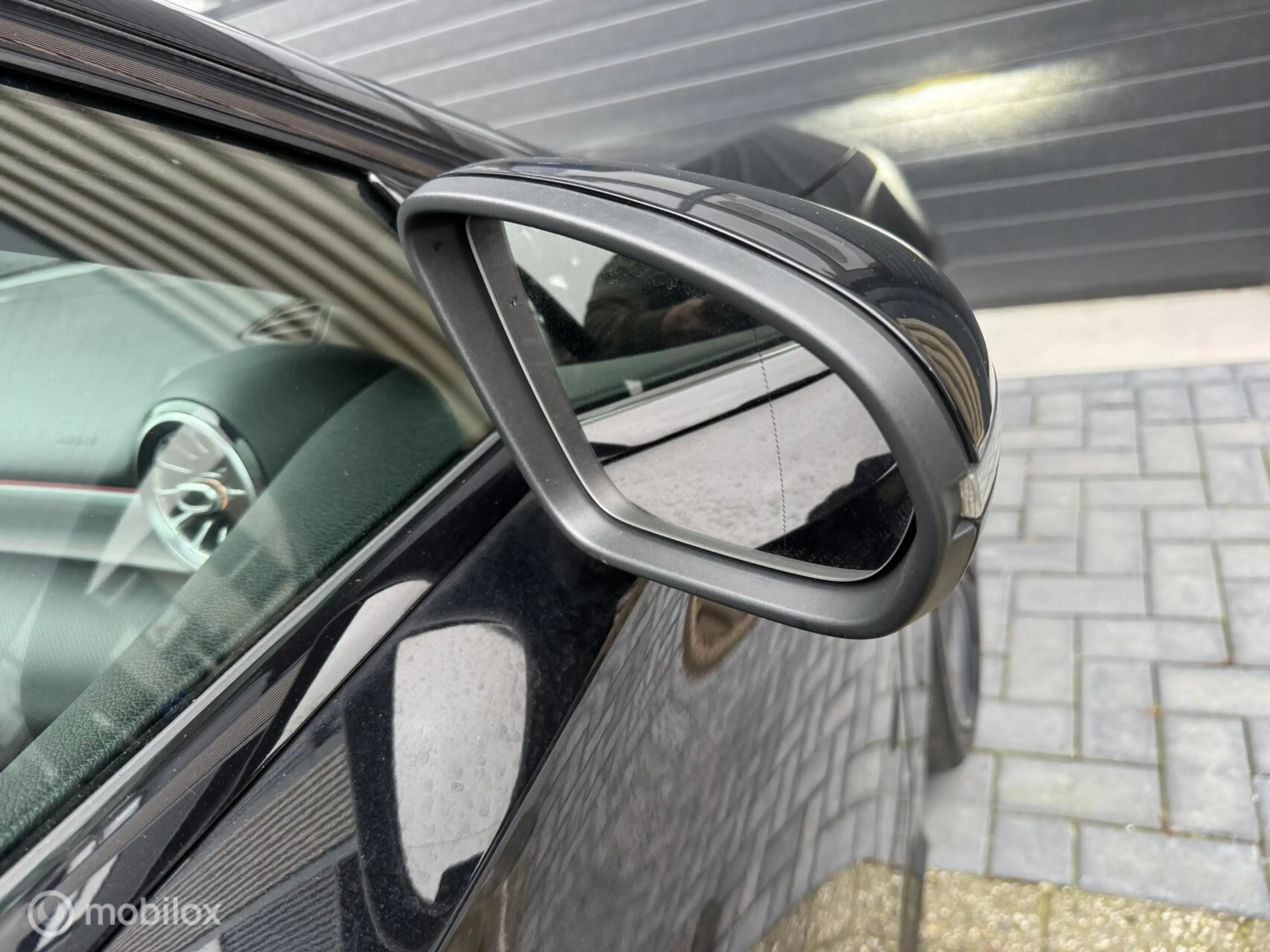 Mercedes-Benz A 35 AMG 4MATIC Premium Plus | Kuip | Pano — photo 36