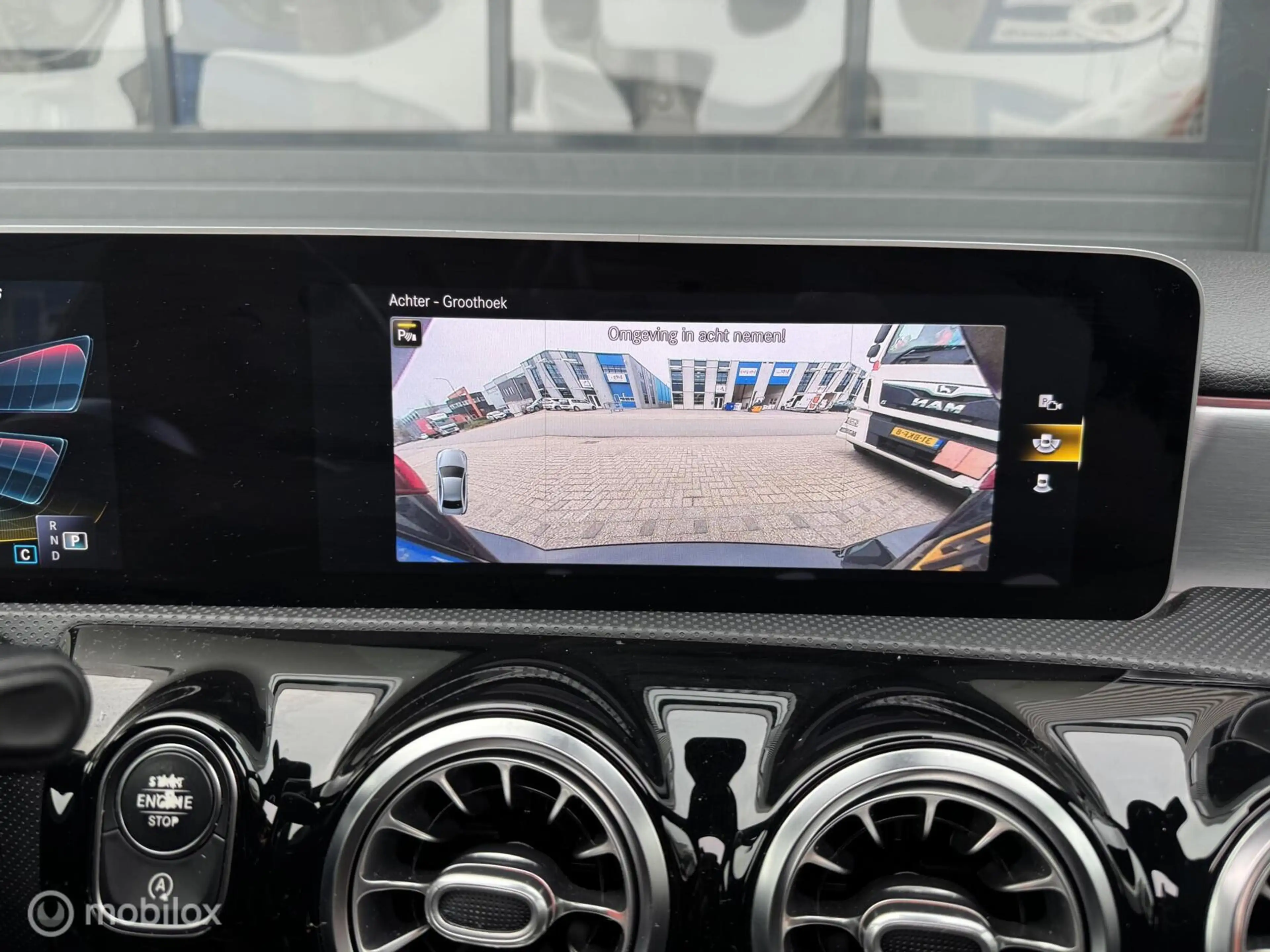 Mercedes-Benz A 35 AMG 4MATIC Premium Plus | Kuip | Pano — photo 29
