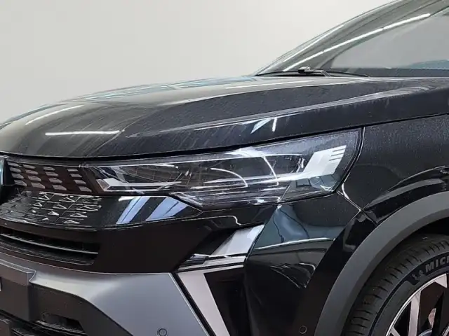 Renault Symbioz view 5
