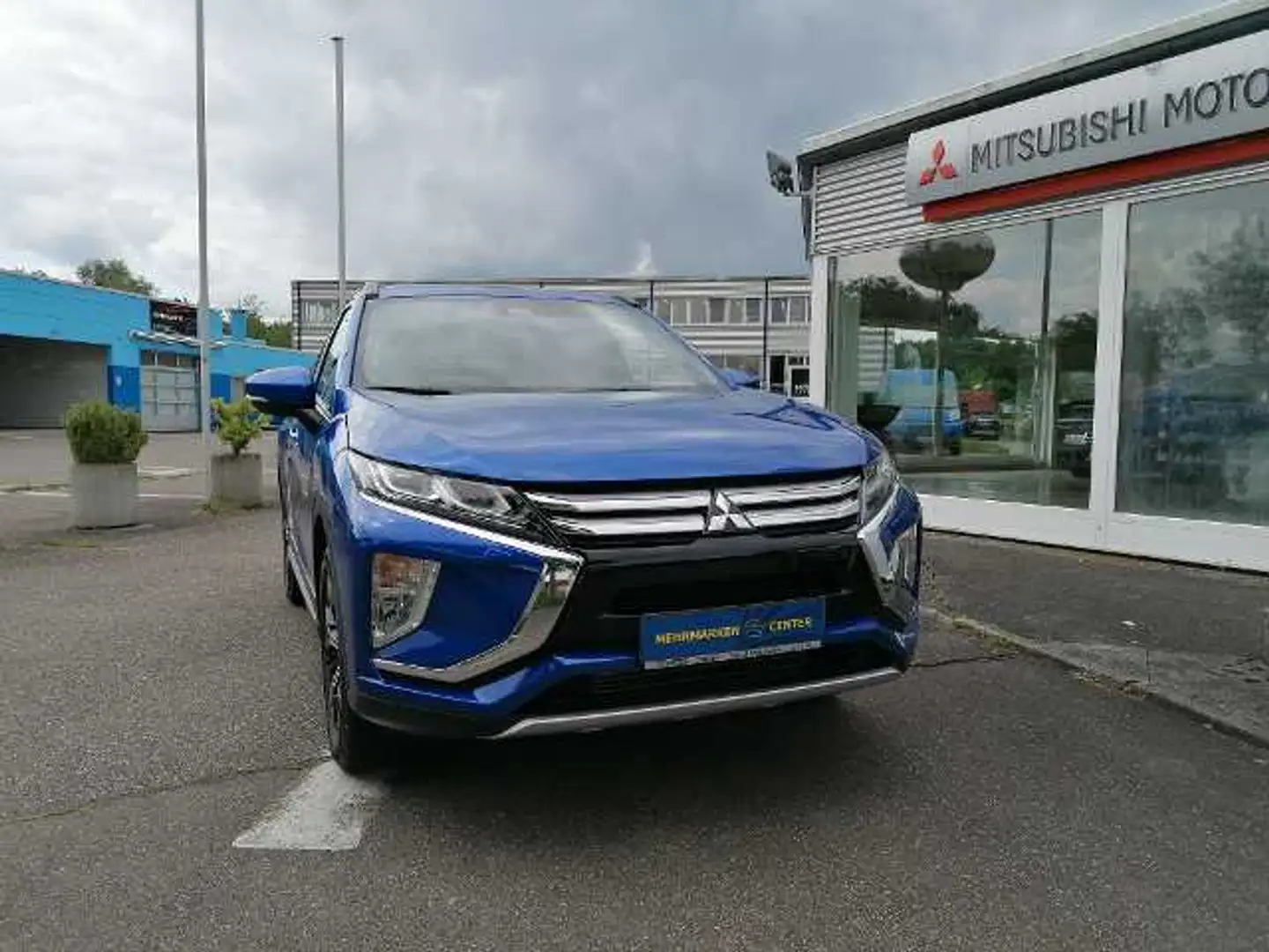Mitsubishi Eclipse Cross Diamant+ 1.5 T-MIVEC 2WD 6-Gang Blau - 1