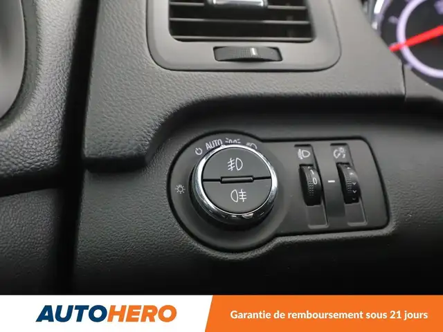 Opel Insignia view 30