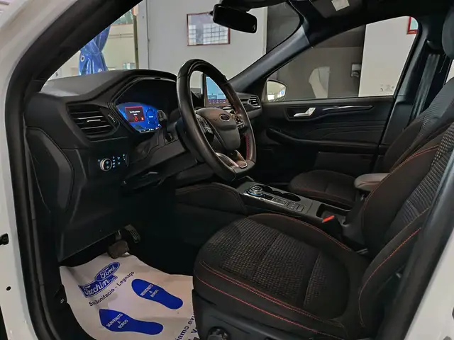 Ford Kuga view 2